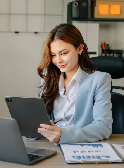 girl sitting with laptop